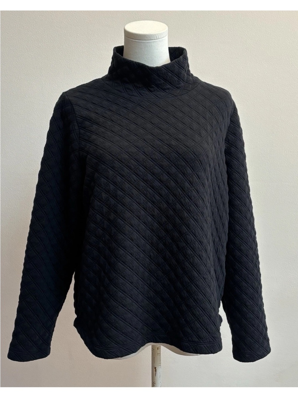 J.Crew Black Quilted Mock Neck Sweatshirt Small
